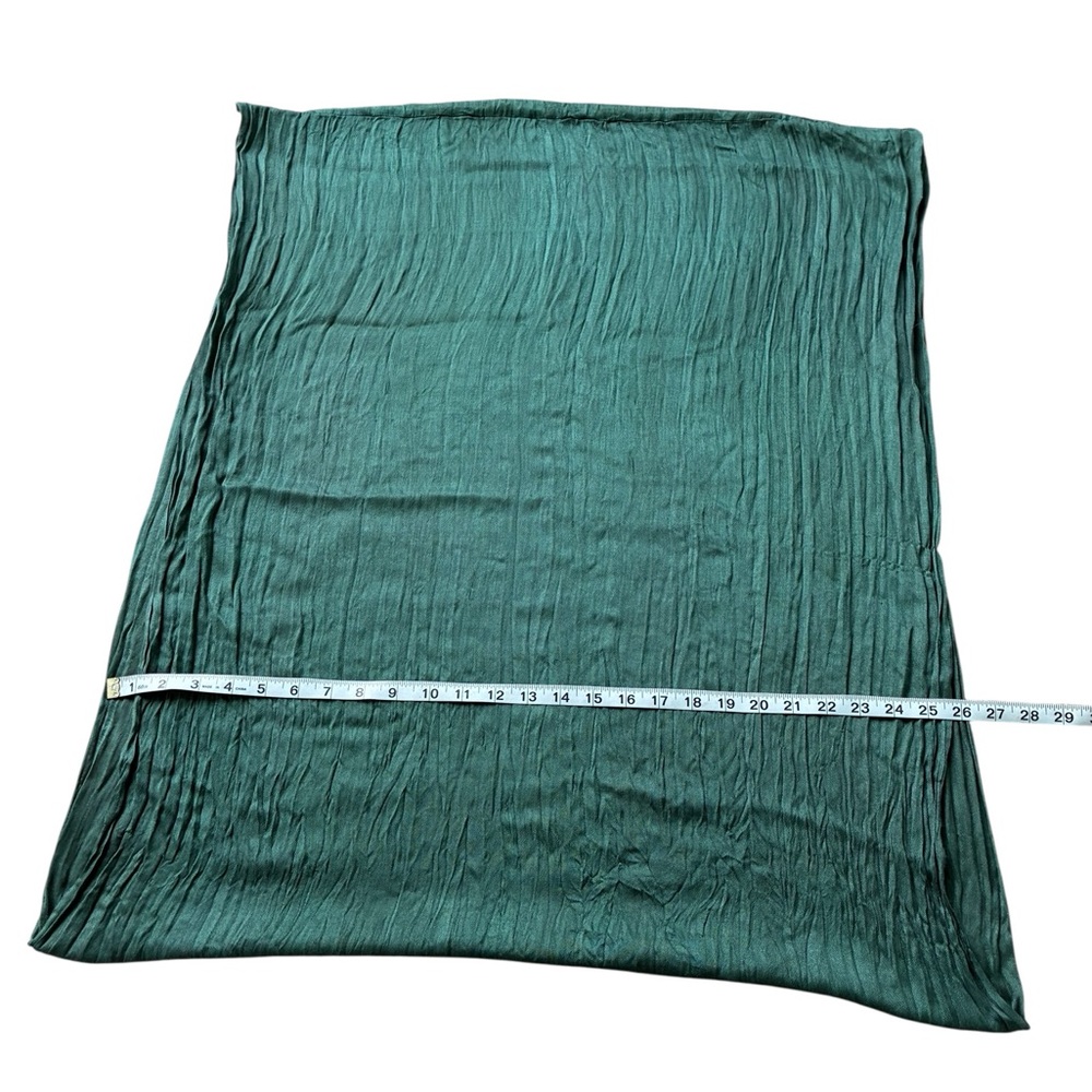 Emerald green infinity scarf - Picture 2 of 11